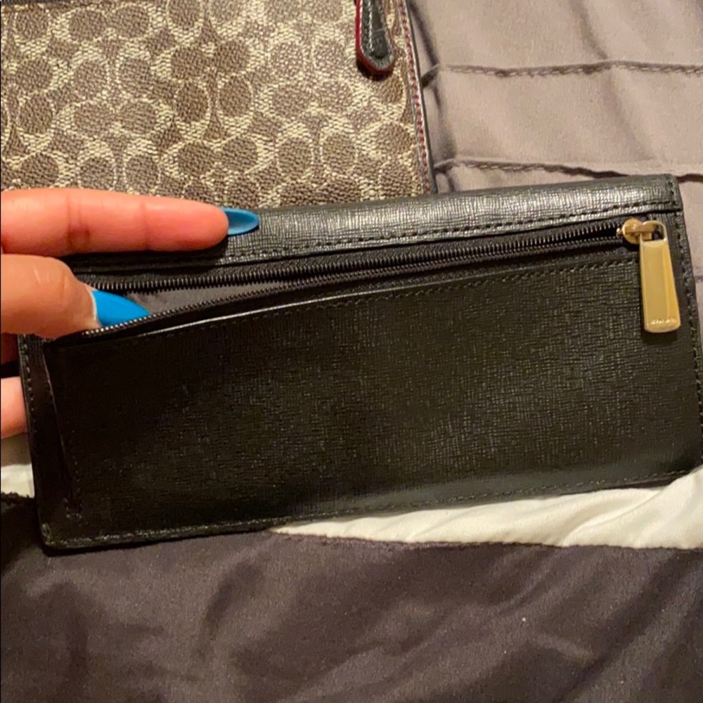 Wallets - Picture 7 of 7